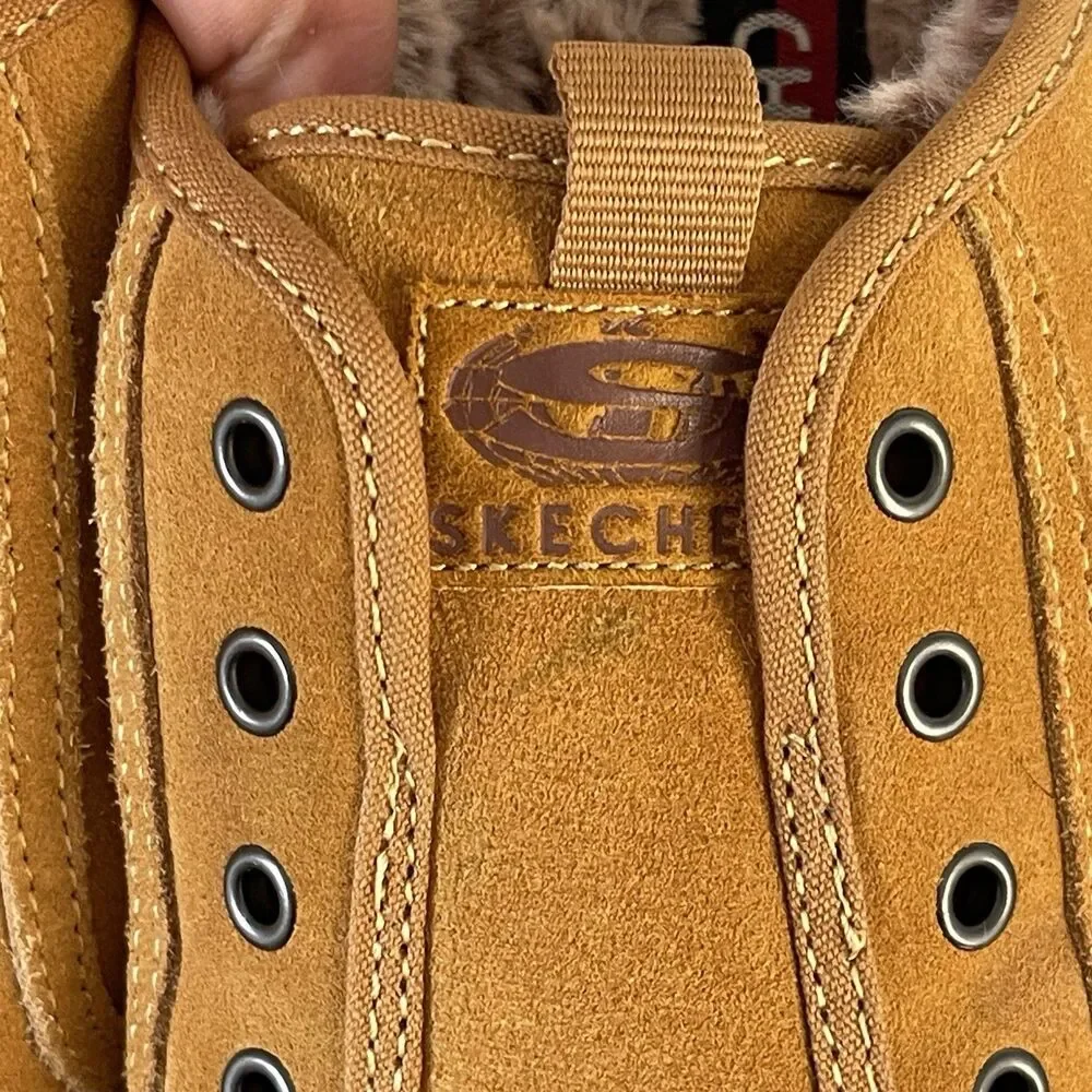 Skechers Suede Cozy Lug Sole Mule Sneakers Yellow Womens‎ 7.5 Slip On Shoes
